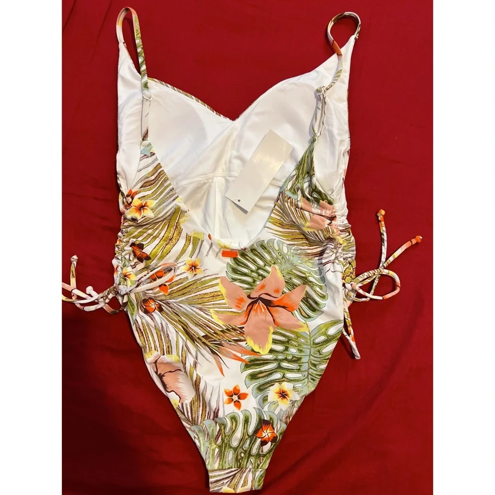 Printed Beach Classics One Piece - Picture 3 of 10